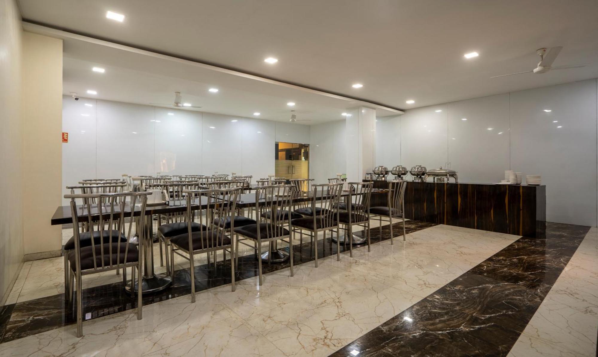 Treebo Zaid International Powai Hotel Mumbai  Buitenkant foto